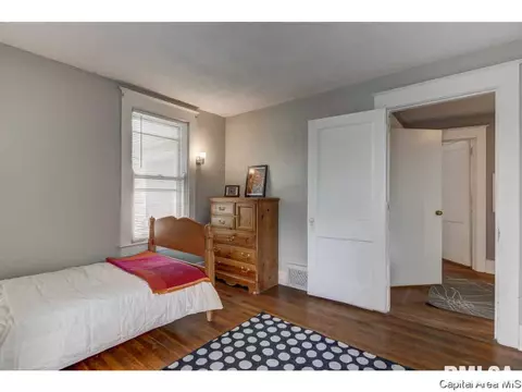 1033 S Walnut, Springfield, IL 62704 photo 17