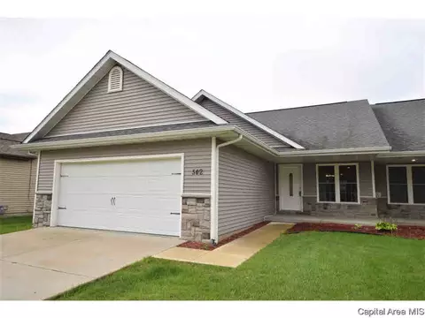 502 E Spruce St, Chatham, IL 62629 photo 2