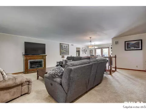 8117 Tack, Springfield, IL 62712 photo 4