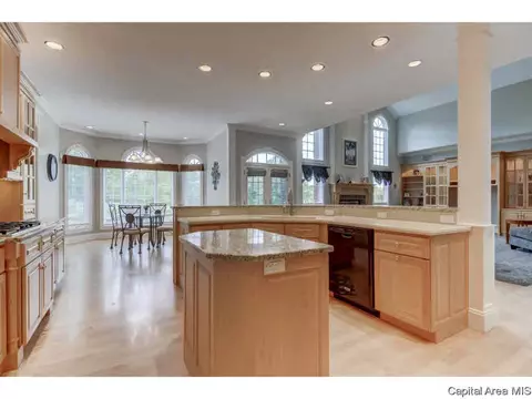 3404 Embassy Rd, Springfield, IL 62711 photo 11