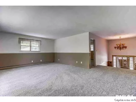 1220 Bruns, Springfield, IL 62702 photo 4