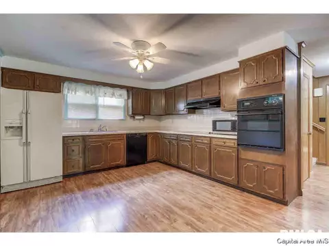 1220 Bruns, Springfield, IL 62702 photo 10