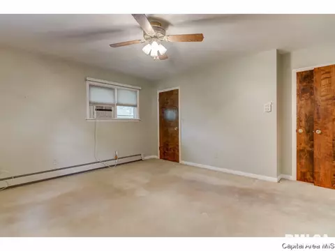1220 Bruns, Springfield, IL 62702 photo 2