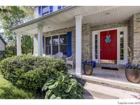 1813 Tremont Dr, Springfield, IL 62711 photo 2