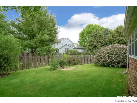 3013 Turning Mill Dr, Springfield, IL 62704 photo 5