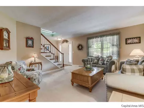 2525 Shadow Chaser Dr, Springfield, IL 62711 photo 3