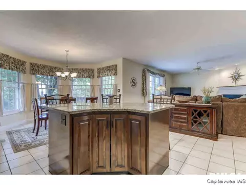2525 Shadow Chaser Dr, Springfield, IL 62711 photo 10