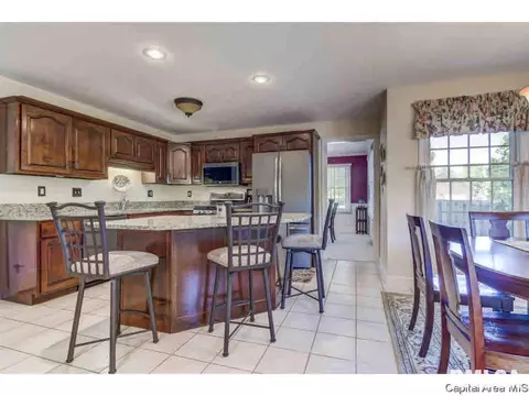 2525 Shadow Chaser Dr, Springfield, IL 62711 photo 9
