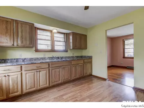 3216 Neptune Ave, Springfield, IL 62707 photo 8
