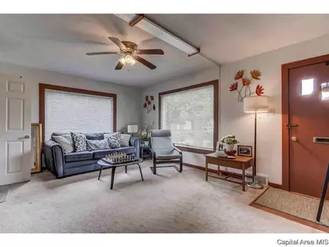 330 S Walnut St, Springfield, IL 62704 photo 3