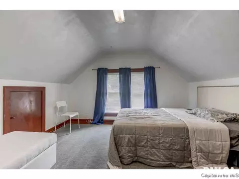 330 S Walnut St, Springfield, IL 62704 photo 17