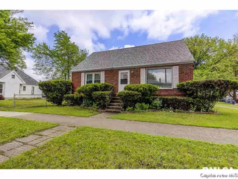 330 S Walnut St, Springfield, IL 62704 photo 1
