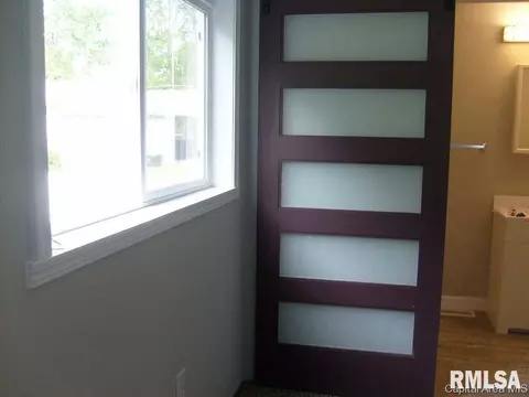 2345 Converse, Springfield, IL 62702 photo 14