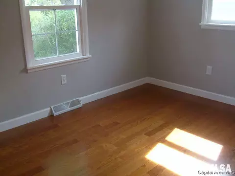 2345 Converse, Springfield, IL 62702 photo 11