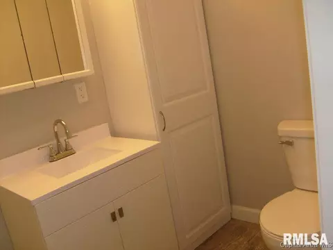 2345 Converse, Springfield, IL 62702 photo 6