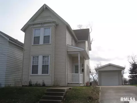 320 Maple, Quincy, IL 62301 photo 1