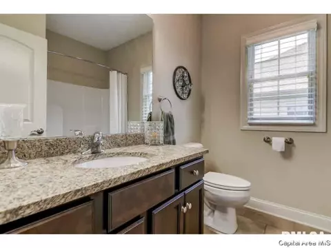 2001 Interlacken Ave, Springfield, IL 62704 photo 16