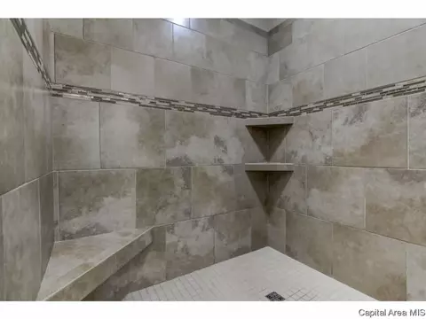 2001 Interlacken Ave, Springfield, IL 62704 photo 23