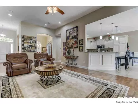 2001 Interlacken Ave, Springfield, IL 62704 photo 7