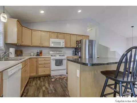 71 Marchelle, Springfield, IL 62702 photo 8