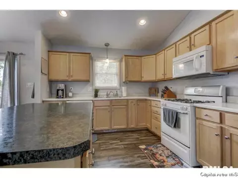 71 Marchelle, Springfield, IL 62702 photo 6