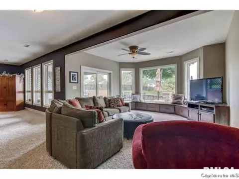 514 Chatsworth Ct, Springfield, IL 62711 photo 7