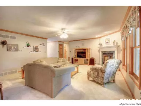 4447 Foxbury Ln, Springfield, IL 62711 photo 3