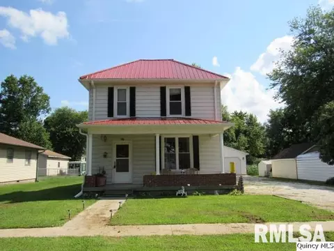307 W Pr, Camp Point, IL 62320 photo 1