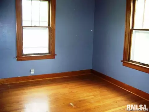 849 N Hill St, Springfield, IL 62702 photo 7