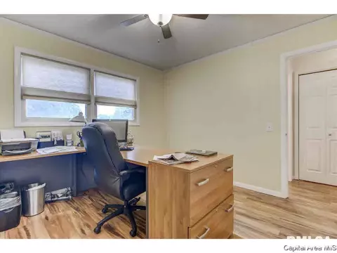 2508 Delaware, Springfield, IL 62702 photo 17