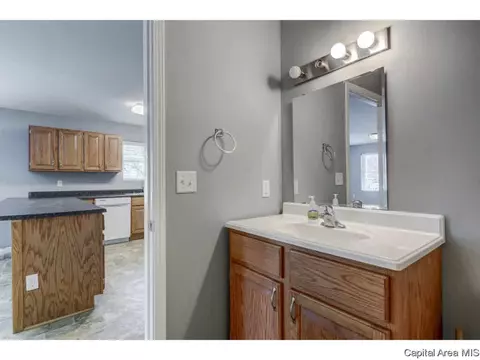 727 N 7th St, Springfield, IL 62702 photo 17