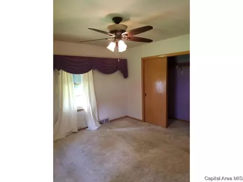 1805 N 14th St, Viola, IL 61486 photo 9