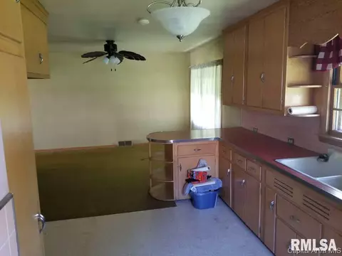 1805 N 14th St, Viola, IL 61486 photo 6