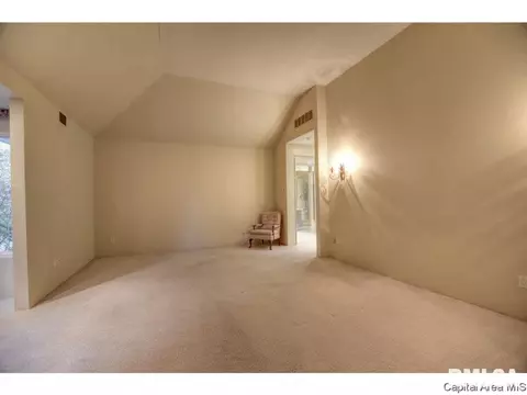2020 S Illini Rd, Springfield, IL 62704 photo 5