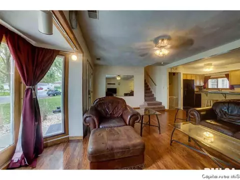 3237 St Francis Dr, Springfield, IL 62703 photo 4