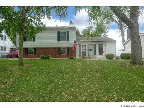 3237 St Francis Dr, Springfield, IL 62703 photo 1