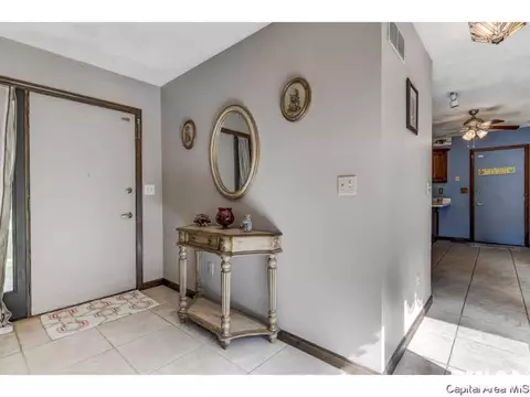 308 N Natchez Trce, Springfield, IL 62711 photo 2