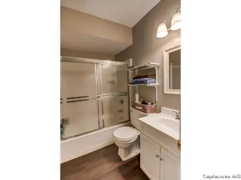 17 Trailridge Ln, Springfield, IL 62704 photo 9