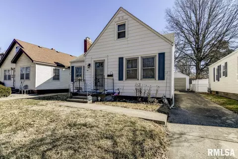 2344 S 8th St, Springfield, IL 62703 photo 2