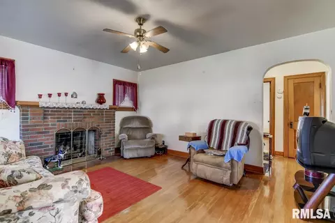 2344 S 8th St, Springfield, IL 62703 photo 7