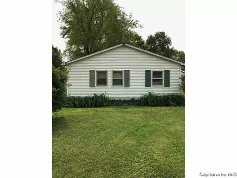 214 W Elm St, Thayer, IL 62689 photo 4