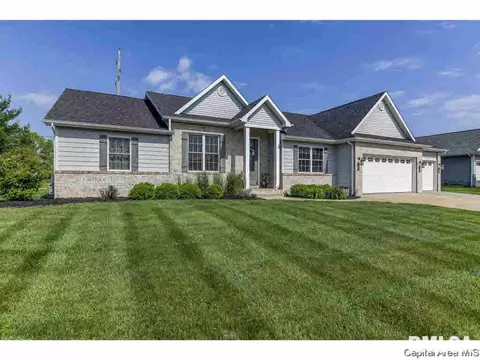 1401 Lake Pointe, Springfield, IL 62712 photo 2