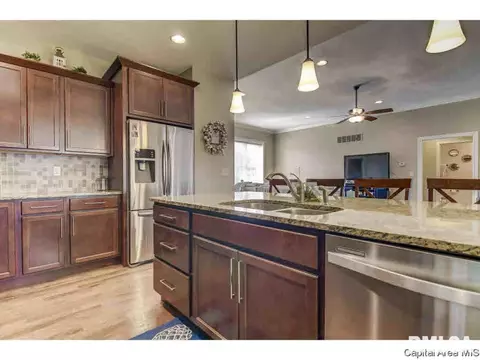 1401 Lake Pointe, Springfield, IL 62712 photo 10