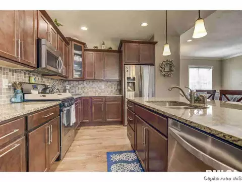 1401 Lake Pointe, Springfield, IL 62712 photo 11