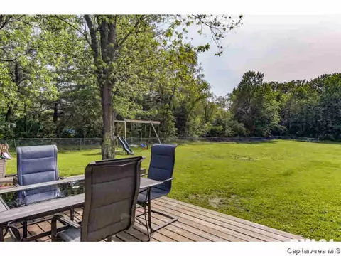 35 Devine Dr, Riverton, IL 62561 photo 29