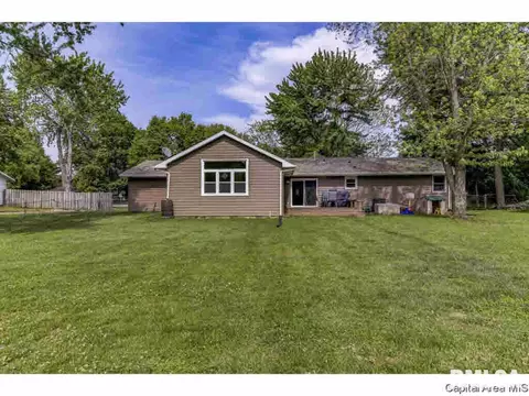 35 Devine Dr, Riverton, IL 62561 photo 27