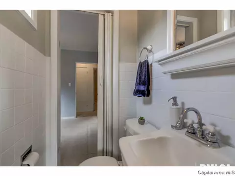 2125 S Walnut, Springfield, IL 62704 photo 19