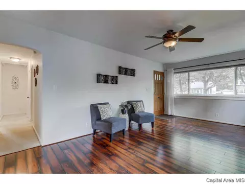 2125 S Walnut, Springfield, IL 62704 photo 5