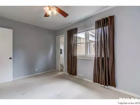 2125 S Walnut, Springfield, IL 62704 photo 17