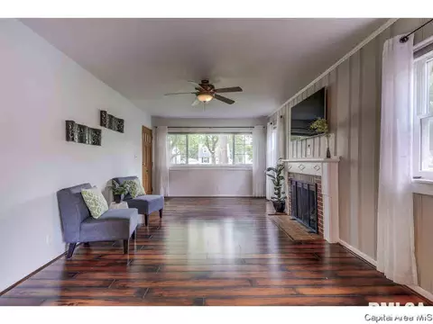 2125 S Walnut, Springfield, IL 62704 photo 4